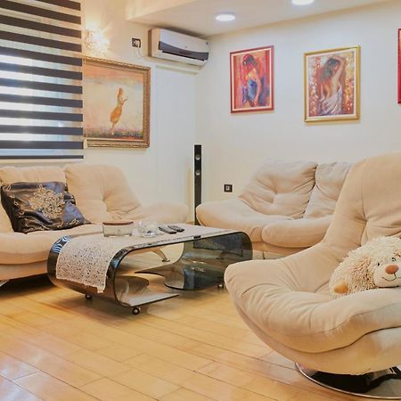 Diamond Butterfly Apartment Скопье Экстерьер фото